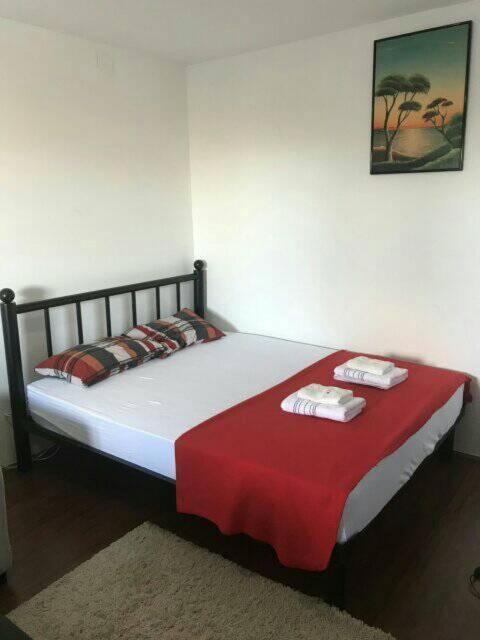 Apartment Dina Скопие Екстериор снимка